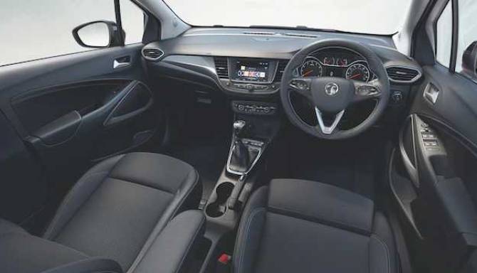 Vauxhall-crossland-interior